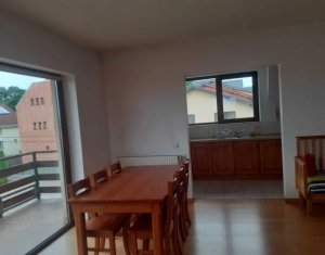 Appartement 3 chambres à louer dans Cluj-napoca, zone Europa