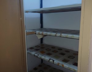 Apartment 4 rooms for sale in Cluj-napoca, zone Manastur