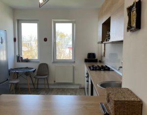 Appartement 3 chambres à vendre dans Cluj-napoca, zone Zorilor