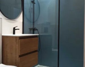 Appartement 3 chambres à louer dans Cluj-napoca, zone Centru