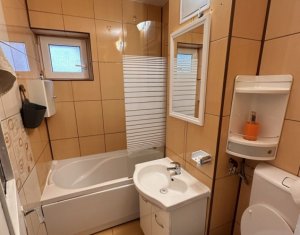 Lakás 4 szobák eladó on Cluj-napoca, Zóna Manastur