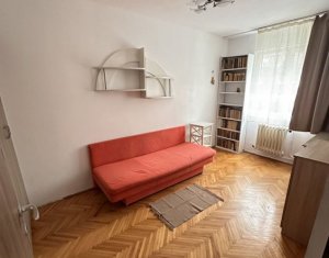 Lakás 4 szobák eladó on Cluj-napoca, Zóna Manastur