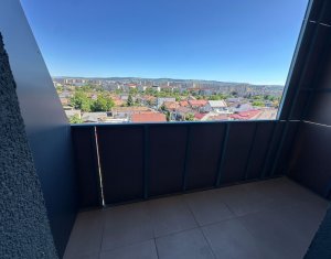 Appartement 3 chambres à louer dans Cluj-napoca, zone Marasti
