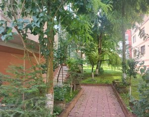 Appartement 3 chambres à louer dans Cluj-napoca, zone Buna Ziua