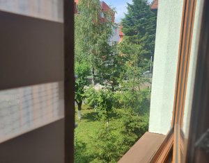 Appartement 3 chambres à louer dans Cluj-napoca, zone Buna Ziua
