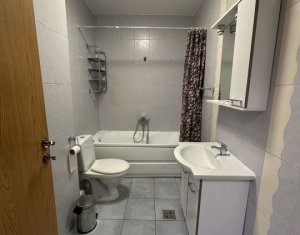 Apartament de inchiriat, 3 camere, loc de parcare, Zona Closca 