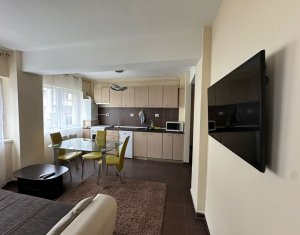 Appartement 3 chambres à louer dans Cluj-napoca, zone Marasti