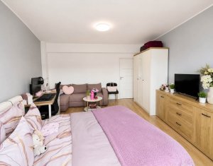 Apartament in complex Wings