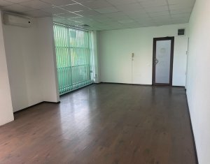 Spatiu birou sau servicii, str. Plopilor langa restaurant Nobori
