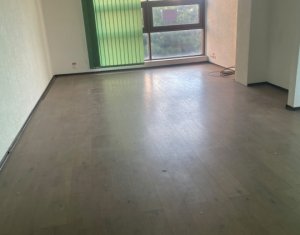 Spatiu birou sau servicii, str. Plopilor langa restaurant Nobori