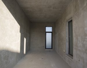 House 4 rooms for sale in Dezmir