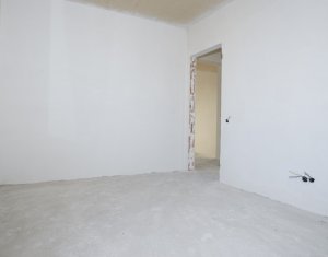 House 4 rooms for sale in Dezmir