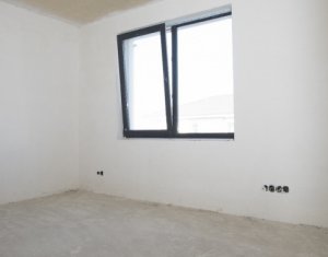 House 4 rooms for sale in Dezmir