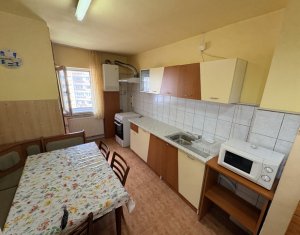 Apartament 3 camere, strada Prof.Ciortea, imobil izolat termic, acoperis tabla !