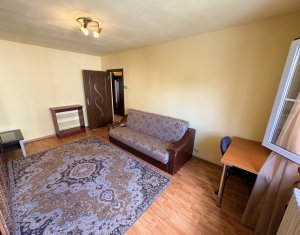 Apartament 3 camere, strada Prof.Ciortea, imobil izolat termic, acoperis tabla !
