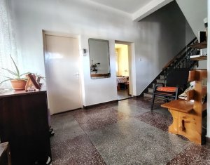 Casa individuala cu teren 838 mp in Dambul Rotund -zona str. Maramuresului