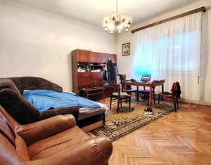 Casa individuala cu teren 838 mp in Dambul Rotund -zona str. Maramuresului
