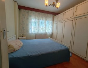 Lakás 4 szobák eladó on Cluj-napoca, Zóna Manastur