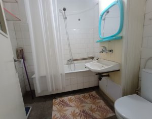 Lakás 4 szobák eladó on Cluj-napoca, Zóna Manastur