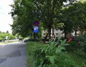 Apartament cu 2 camere decomandat langa baza sportiva, priveliste frumoasa