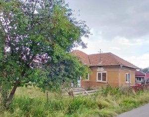 Casă din caramida în centru loc. Dângău Mare, la 40 min. de Cluj-Napoca