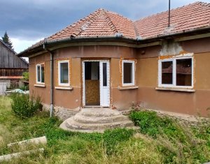 Casă din caramida în centru loc. Dângău Mare, la 40 min. de Cluj-Napoca
