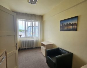 Oferta noua! Apartament cu 2 camere, situat ultracentral, Piata Mihai Viteazul !