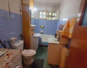 Apartament 4 camere, 83 mp, balcon, etaj 2 din 4, Manastur