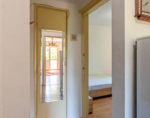 Vanzare apartament cu 3 camere str Fantanele