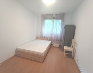 Vanzare apartament cu 3 camere str Fantanele