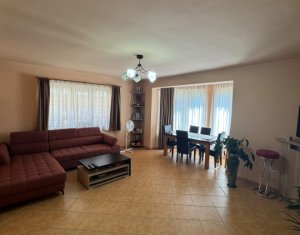 Casă spațioasă cu 4 dormitoare, 2 garaje | Cartier Buna Ziua, zona Hotel Athos