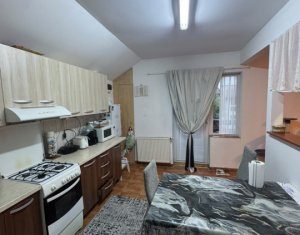 Casă spațioasă cu 4 dormitoare, 2 garaje | Cartier Buna Ziua, zona Hotel Athos