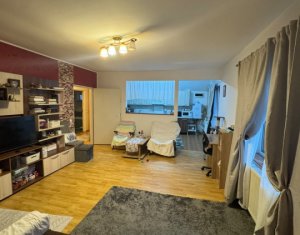 Casă spațioasă cu 4 dormitoare, 2 garaje | Cartier Buna Ziua, zona Hotel Athos