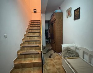 Casă spațioasă cu 4 dormitoare, 2 garaje | Cartier Buna Ziua, zona Hotel Athos