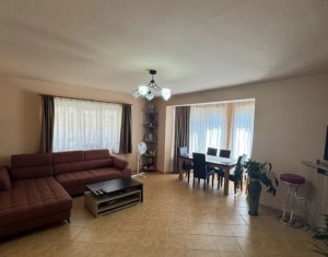 Casă spațioasă cu 4 dormitoare, 2 garaje | Cartier Buna Ziua, zona Hotel Athos