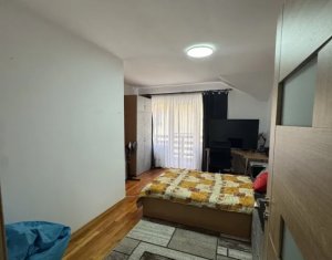 Casă spațioasă cu 4 dormitoare, 2 garaje | Cartier Buna Ziua, zona Hotel Athos
