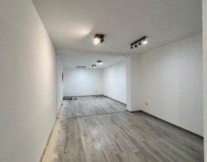 Depozit sau productie 285mp, birouri 45mp, trifazic, acces TIR