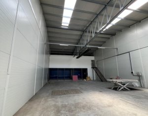 Depozit sau productie 285mp, birouri 45mp, trifazic, acces TIR