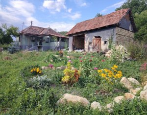 Casa renovata integral, cu gradina generoasa la doar 27 km de Cluj-Napoca