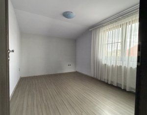 Apartment 3 rooms for rent in Cluj-napoca, zone Intre Lacuri