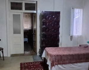 Casa in Manastireni-Cluj, teren generos, apa de la retea si fantana proprie