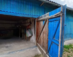 Casa in Manastireni-Cluj, teren generos, apa de la retea si fantana proprie