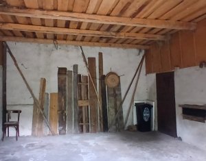 Casa in Manastireni-Cluj, teren generos, apa de la retea si fantana proprie