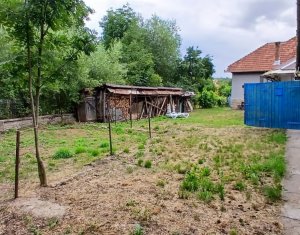Casa in Manastireni-Cluj, teren generos, apa de la retea si fantana proprie