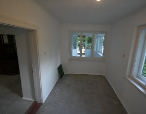 Casa cu utilitati, acces de pe asfalt in Dabaca-Cluj langa cetate
