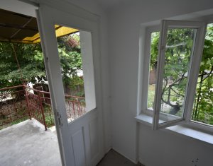 Casa cu utilitati, acces de pe asfalt in Dabaca-Cluj langa cetate