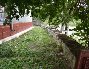Casa cu utilitati, acces de pe asfalt in Dabaca-Cluj langa cetate