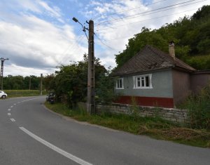 Casa cu utilitati, acces de pe asfalt in Dabaca-Cluj langa cetate