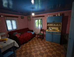 Casa cu utilitati, acces de pe asfalt in Dabaca-Cluj langa cetate