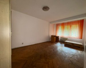 Apartment 3 rooms for rent in Cluj-napoca, zone Gheorgheni